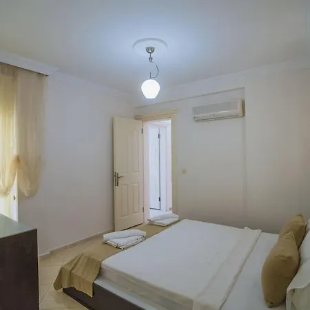 Villa çalış'ta Denize Sıfır 10 Kişilik Starfish 3 *