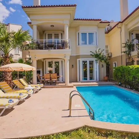 Calis'ta Denize Sifir 10 Kisilik Starfish 3 * Fethiye