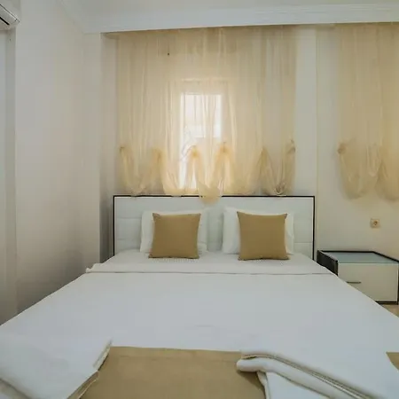 çalış'ta Denize Sıfır 10 Kişilik Starfish 3 Villa *