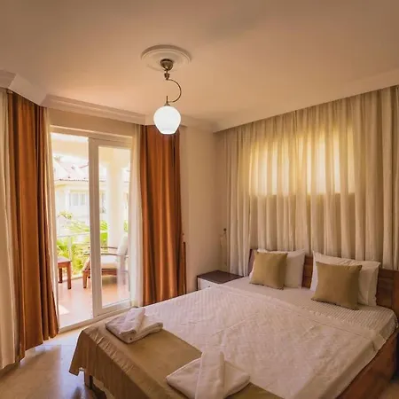 Villa çalış'ta Denize Sıfır 10 Kişilik Starfish 3 *